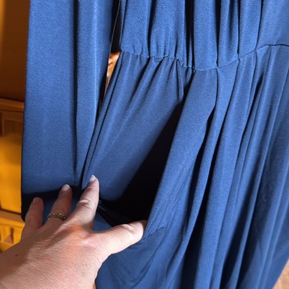 BCBGeneration LS V-Neck Sheath Stretch Knit Mini Dress Navy Blue Size Small - Picture 5 of 7